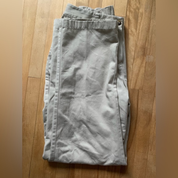 L.L. Bean pants - Picture 2 of 4